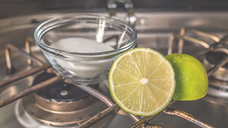 Nachhaltigen Bio-Reiniger selber machen aus Hausmitteln