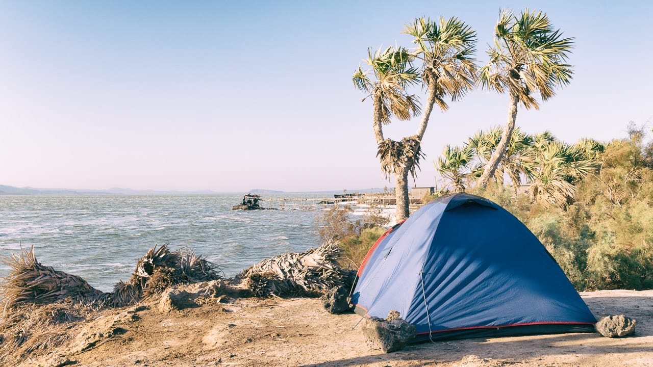Zelten am Meer mit dem Ratgeber fuer das richtige Zelt finden