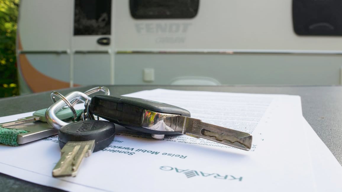 Versicherung Wohnmobil Wohnnwagen wechseln