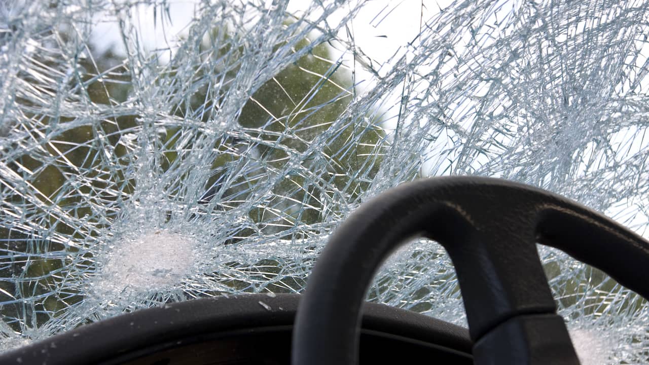Unfall mit Wohnmobil und Wohnwagen