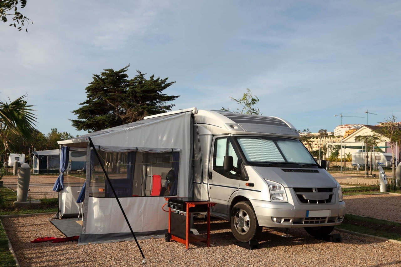 Windschutz Camping am Caravan