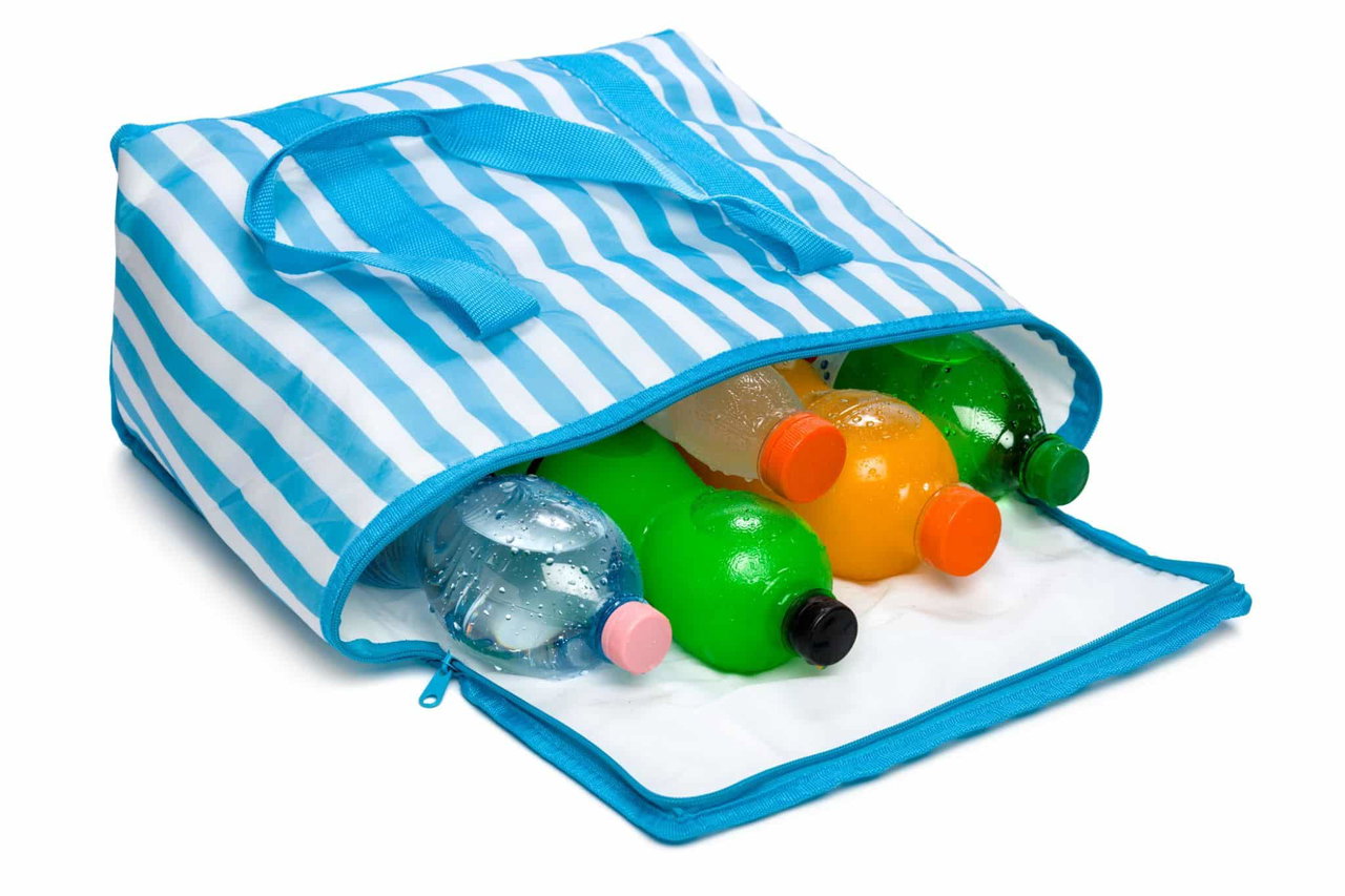 Befüllte Kühltasche klein