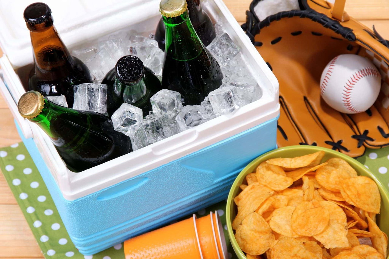 Kleine Kühlbox für Picknick