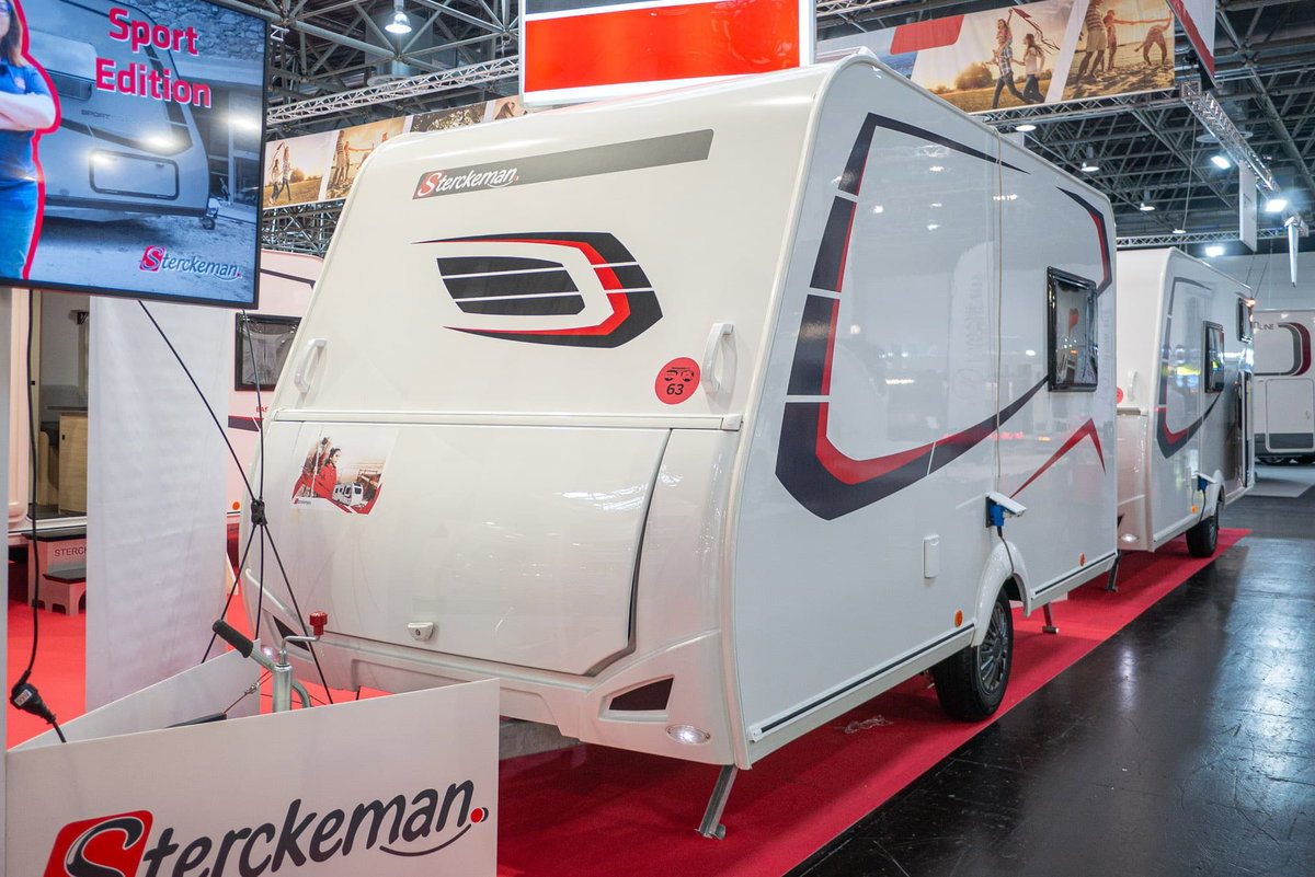 Sterckeman Easy 390 CP Caravan Salon 2023 Gastkasten