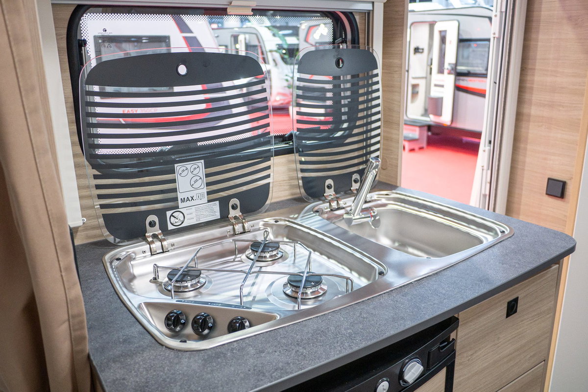 Sterckeman Easy 390 CP Caravan Salon 2023 Küchenmodul