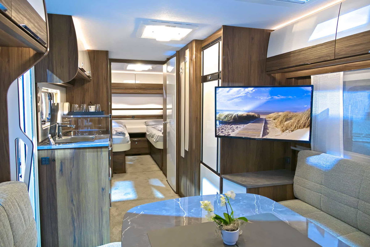 Fendt Diamant 560 GDW Sitzgruppe, TV Caravan Salon 2024