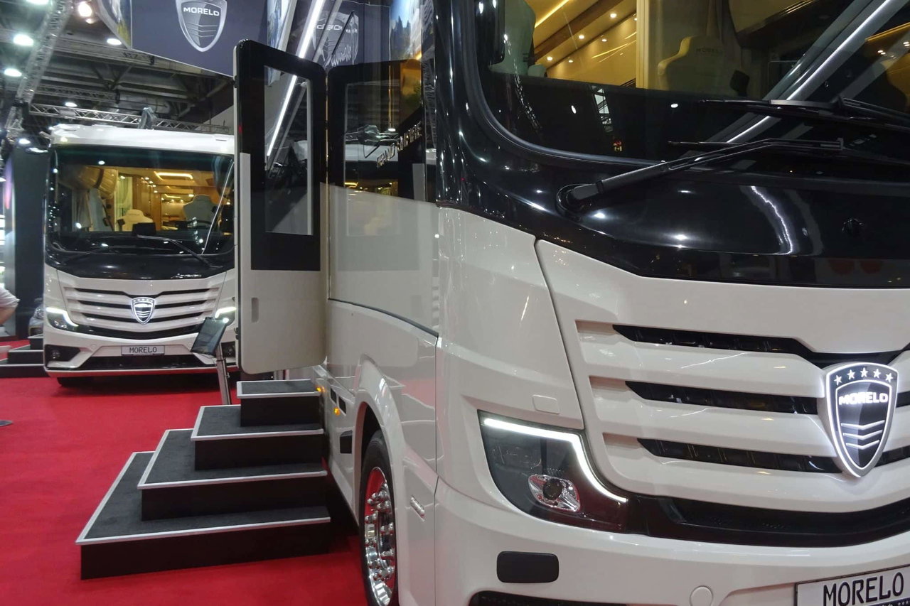 Luxusliner MORELO GRAND EMPIRE 26 T auf dem Caravan Salon 2024
