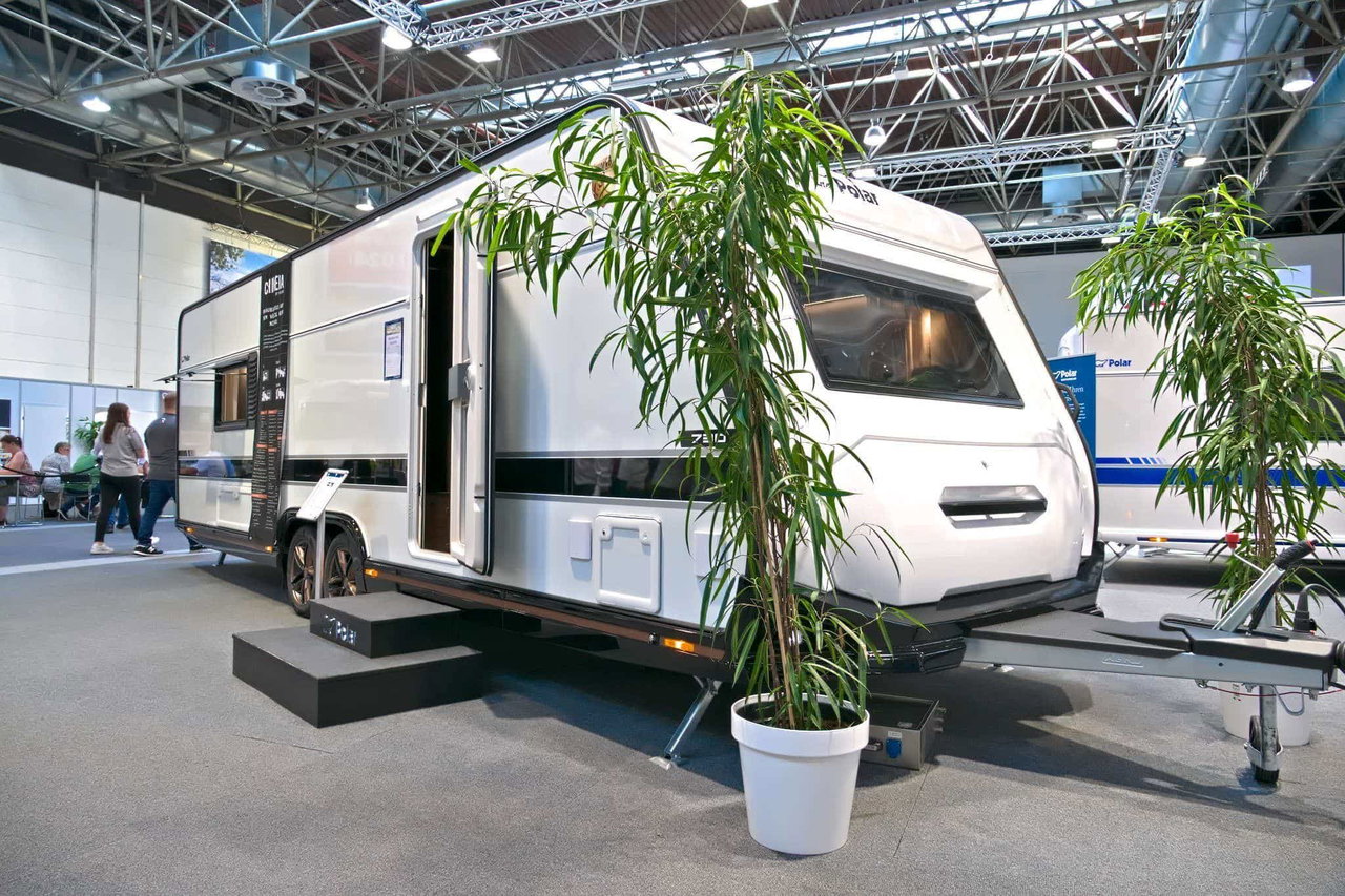 Luxuswohnwagen Polar Chimera 730 BSL Caravan Salon 2024